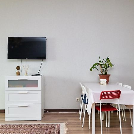 Квартира В Самом Центре Столицы Казахстана Appartement Astana Buitenkant foto